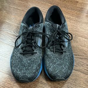 Men’s Brooks Launch 6